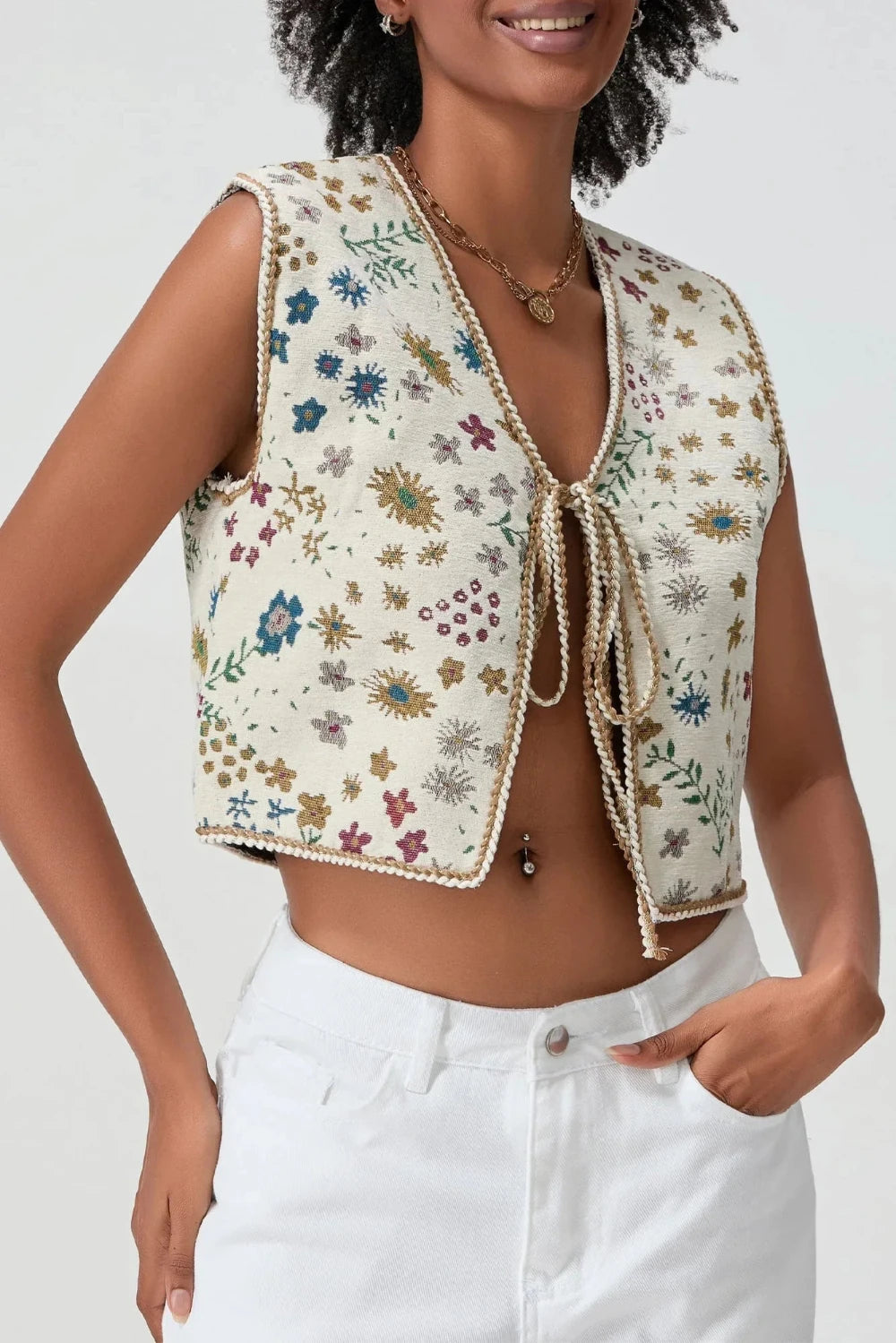 Nina | Gilet court sans manches à broderies florales pour femme